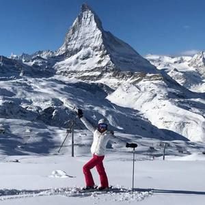 Meet your Posher, Meaghan